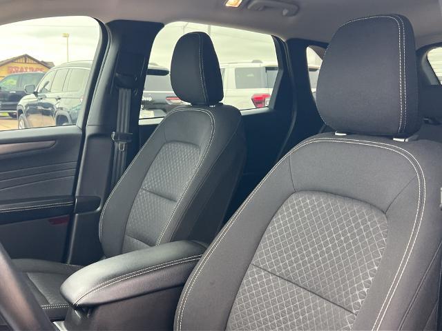 2025 Ford Escape - $24,369