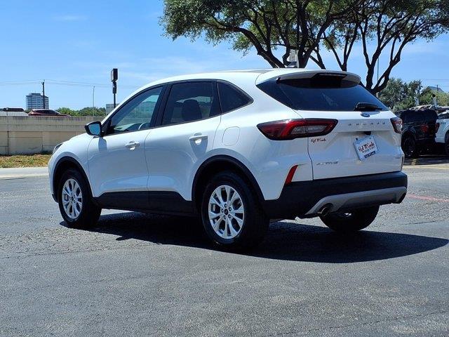 2025 Ford Escape - $22,995