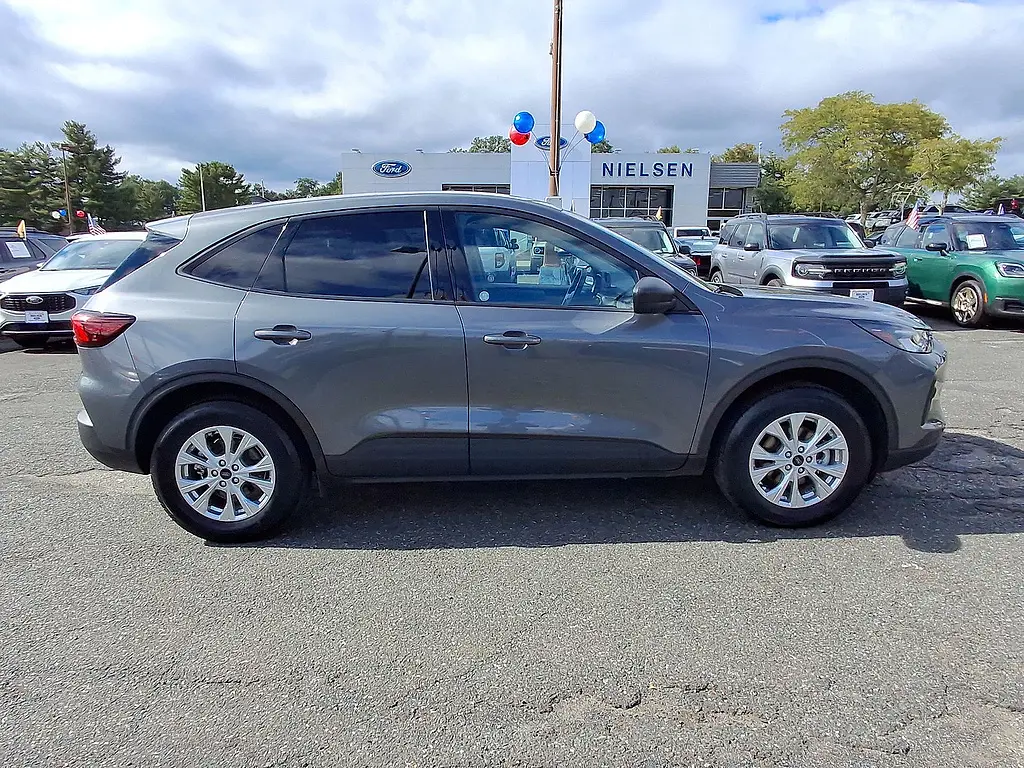 2025 Ford Escape - $24,778