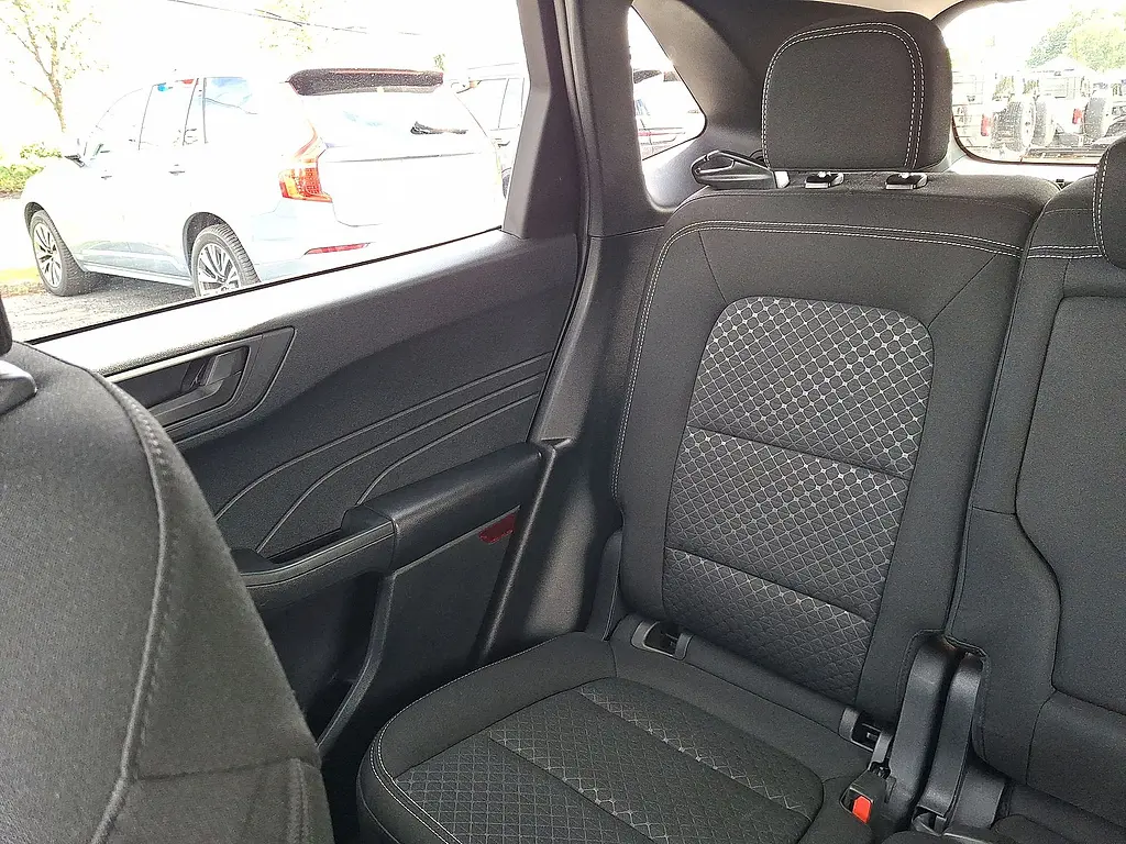 2025 Ford Escape - $24,778