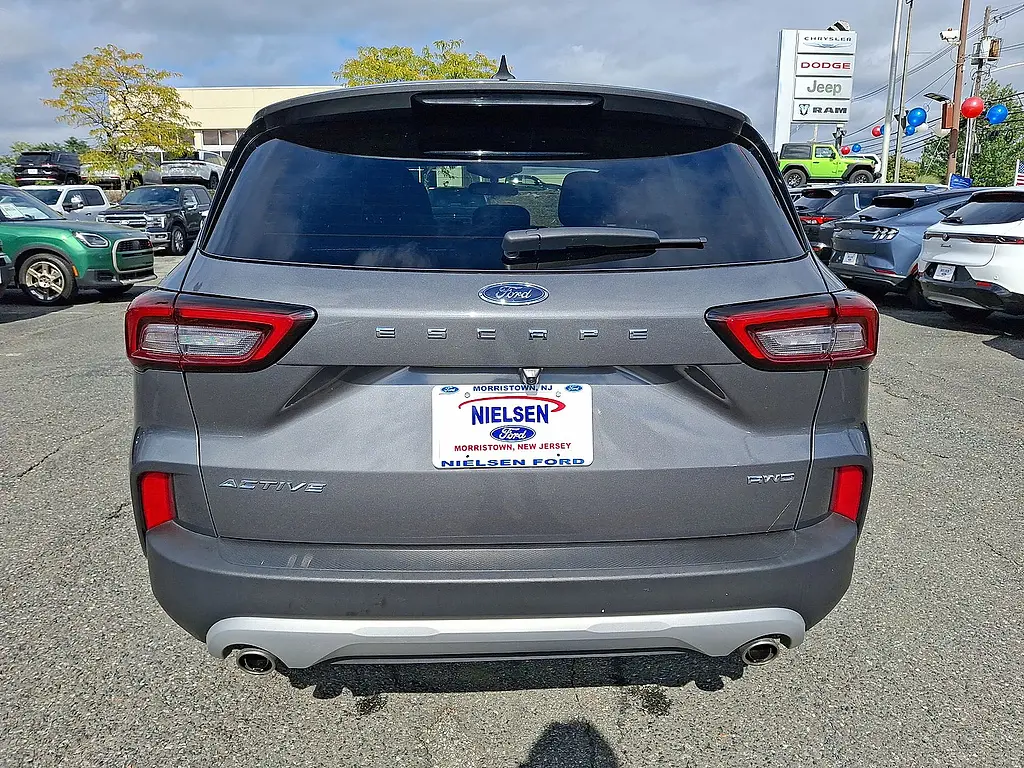 2025 Ford Escape - $24,778