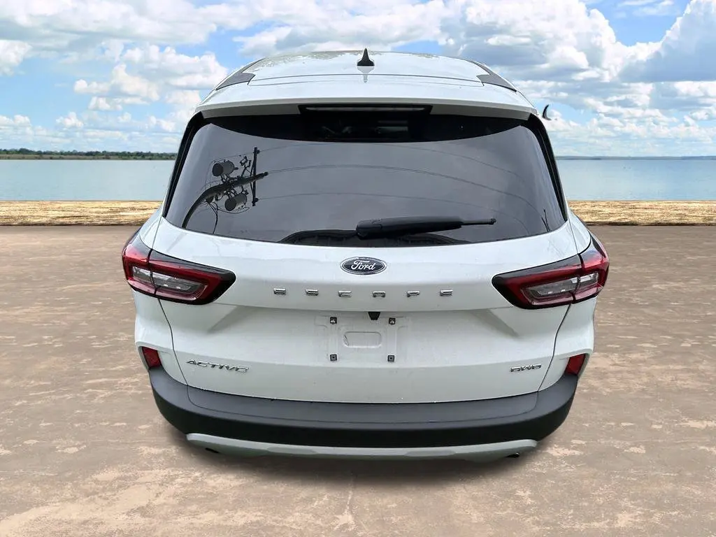 2025 Ford Escape - $19,998