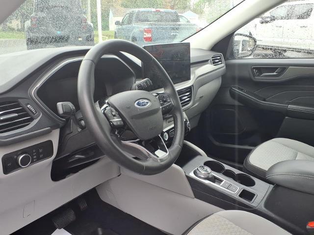 2023 Ford Escape - $22,795