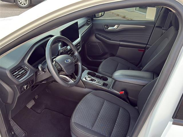 2023 Ford Escape - $22,490