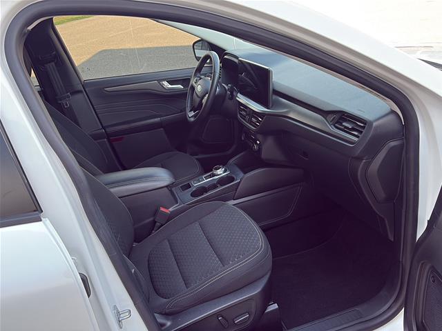 2023 Ford Escape - $22,490