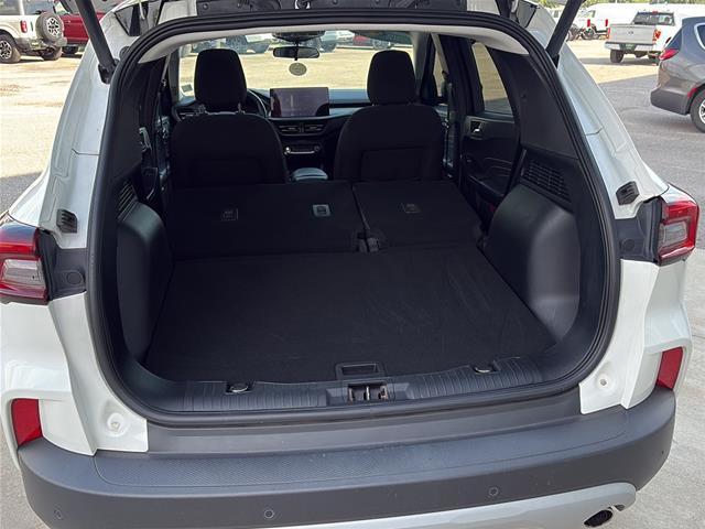 2023 Ford Escape - $22,490