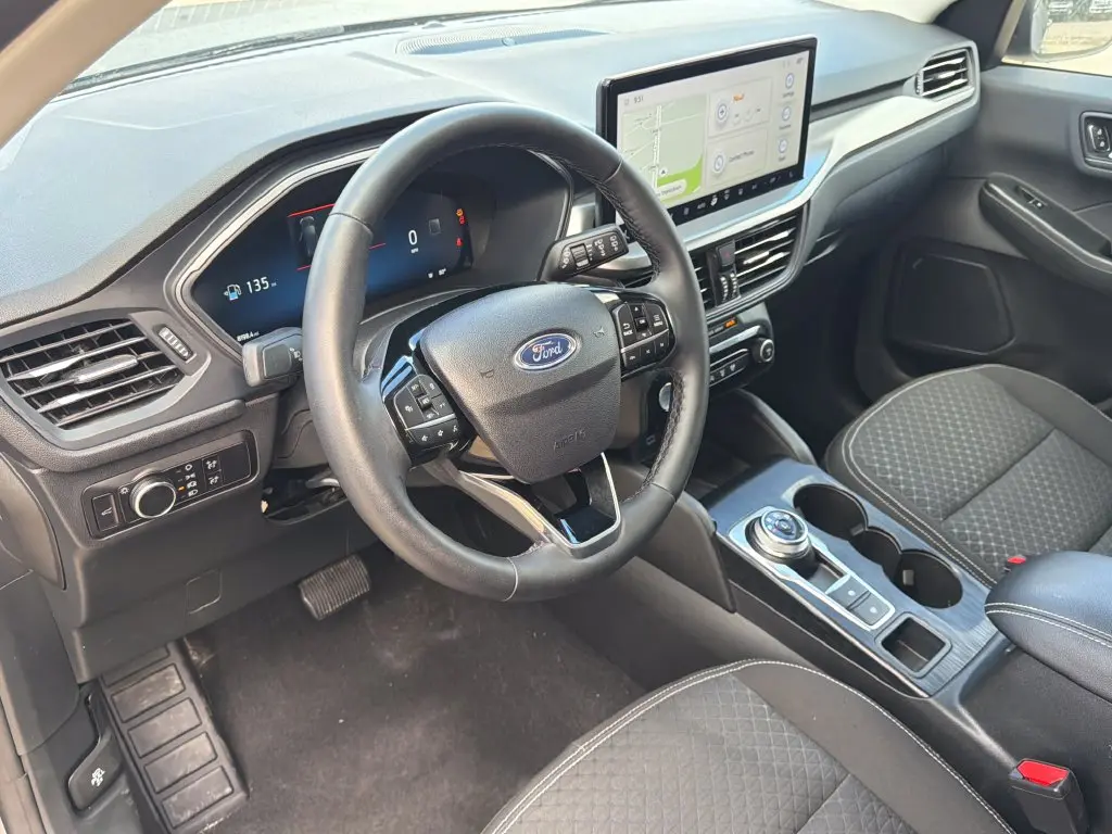2023 Ford Escape - $25,300