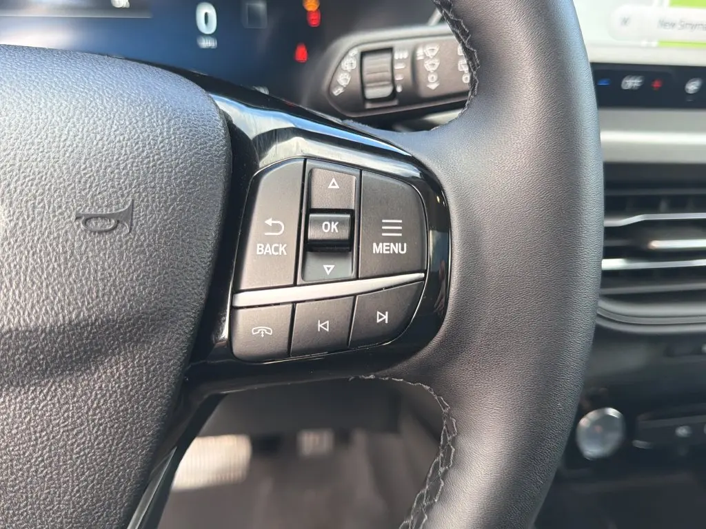 2023 Ford Escape - $25,300