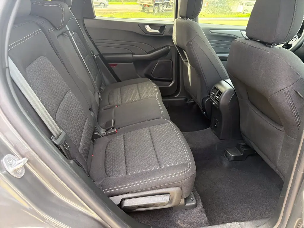 2023 Ford Escape - $25,300