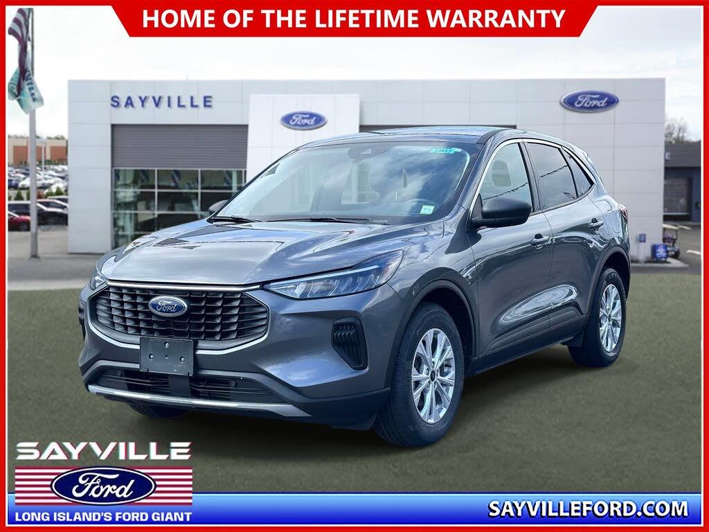 2023 Ford Escape - $18,989