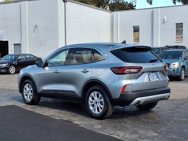 2024 Ford Escape - $25,408