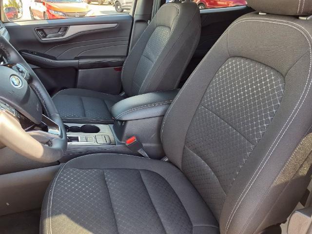 2024 Ford Escape - $25,408