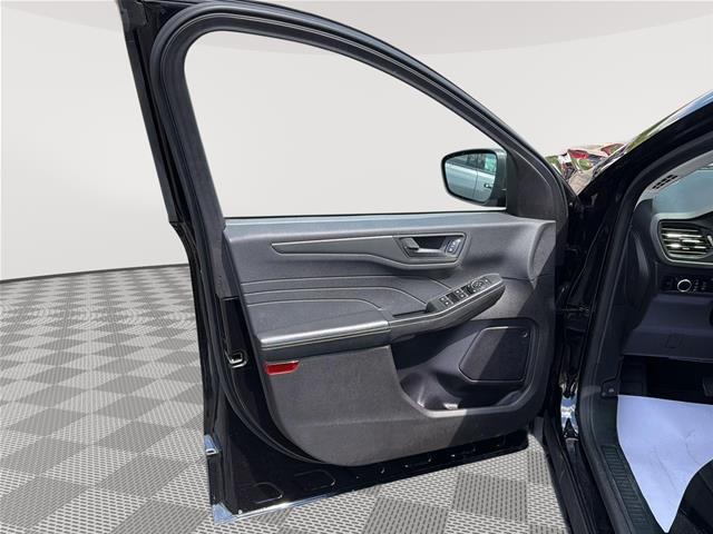 2024 Ford Escape - $22,500