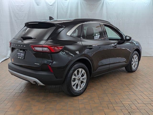 2024 Ford Escape - $23,000