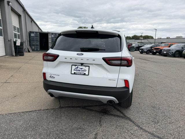 2024 Ford Escape - $24,649