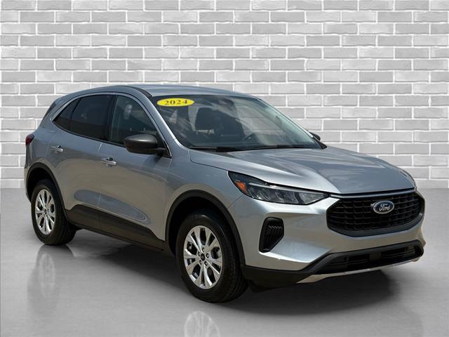 2024 Ford Escape - $21,880