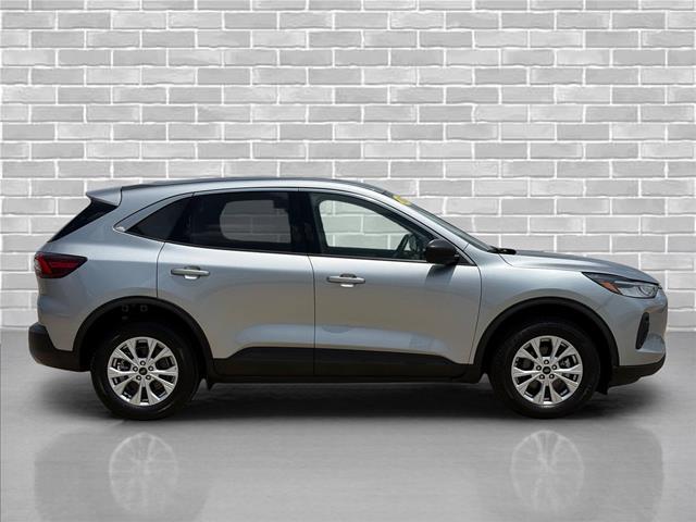 2024 Ford Escape - $21,880