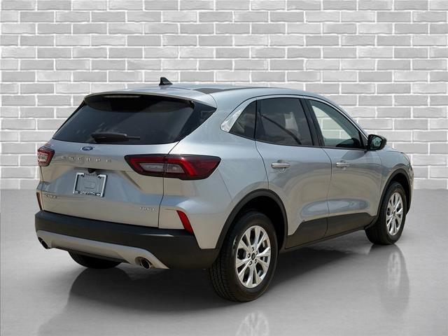 2024 Ford Escape - $21,880