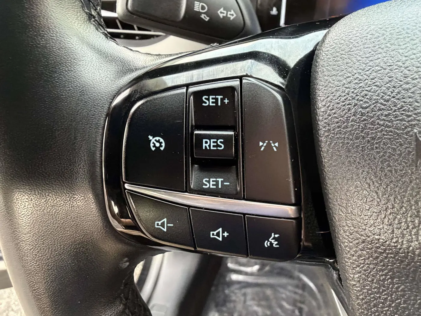 2024 Ford Escape - $22,500