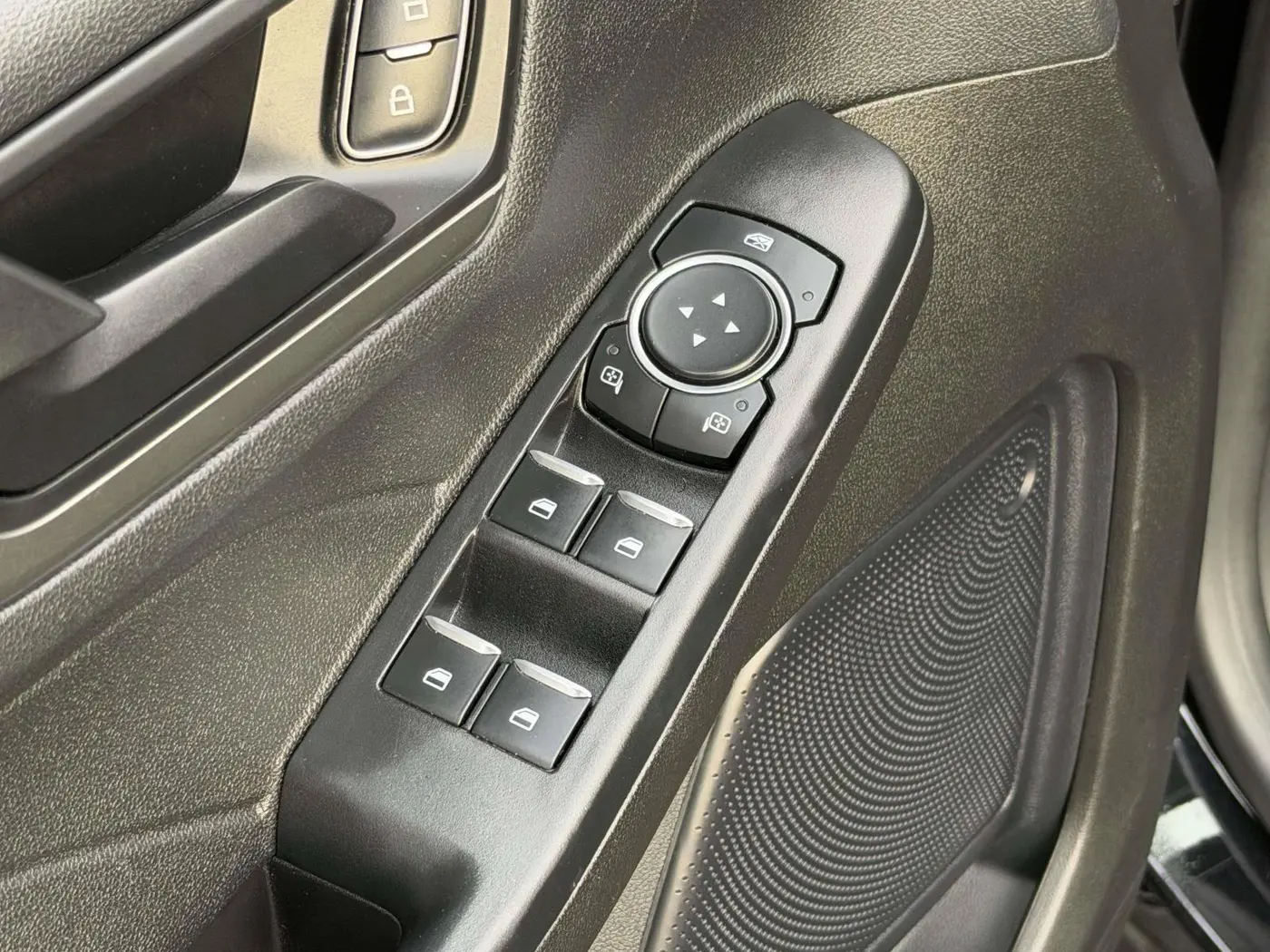 2024 Ford Escape - $22,500