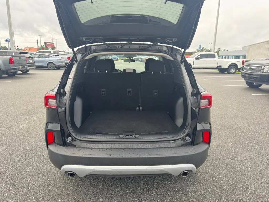2025 Ford Escape - $23,509