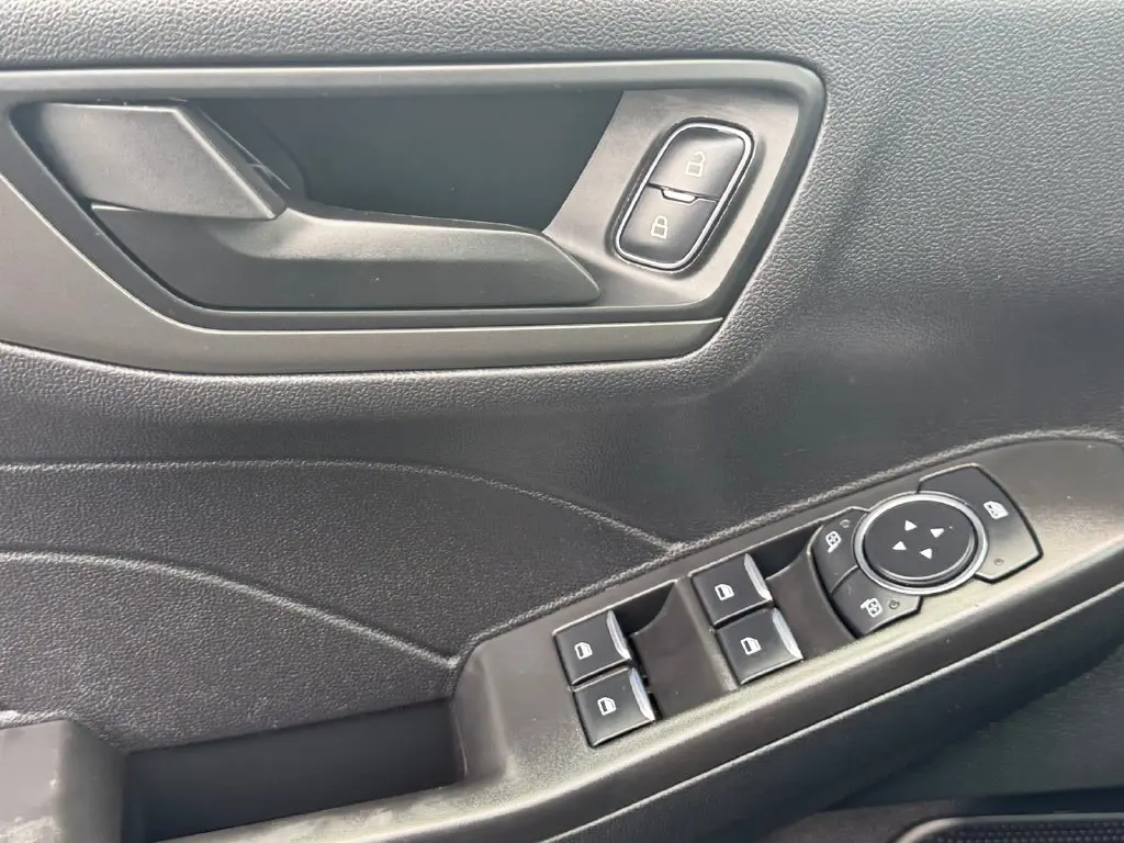 2025 Ford Escape - $23,509