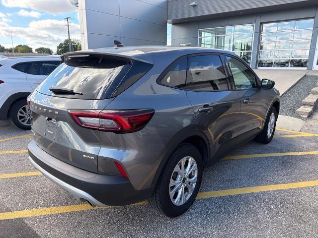 2025 Ford Escape - $19,949