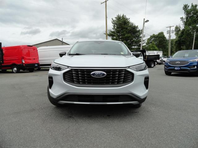 2025 Ford Escape - $29,999