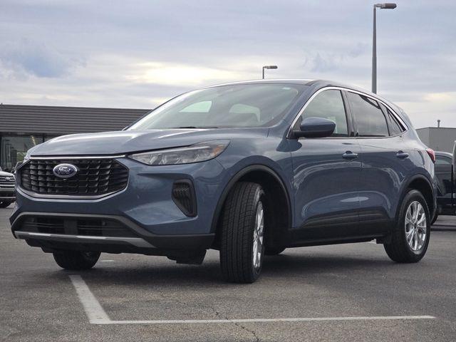 2023 Ford Escape - $22,668