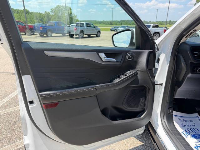 2023 Ford Escape - $23,995