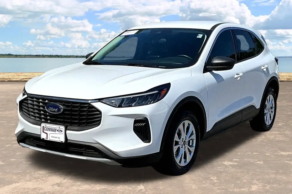 2023 Ford Escape - $19,998