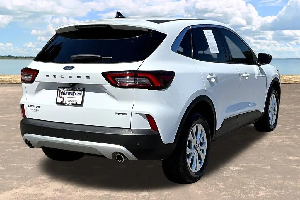 2023 Ford Escape - $19,998