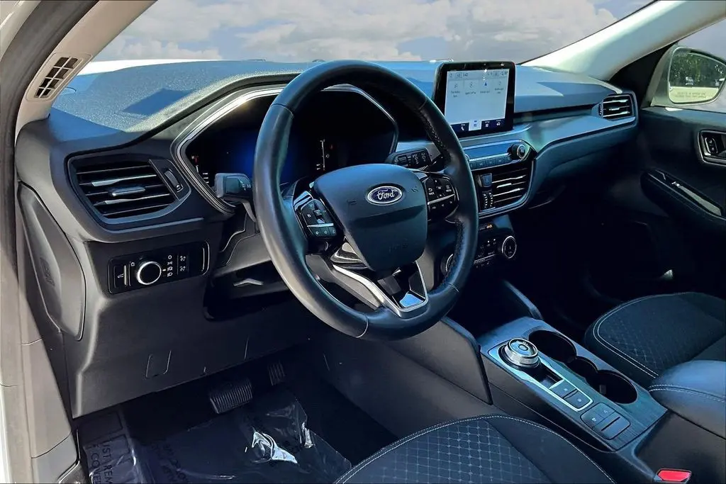 2023 Ford Escape - $19,998