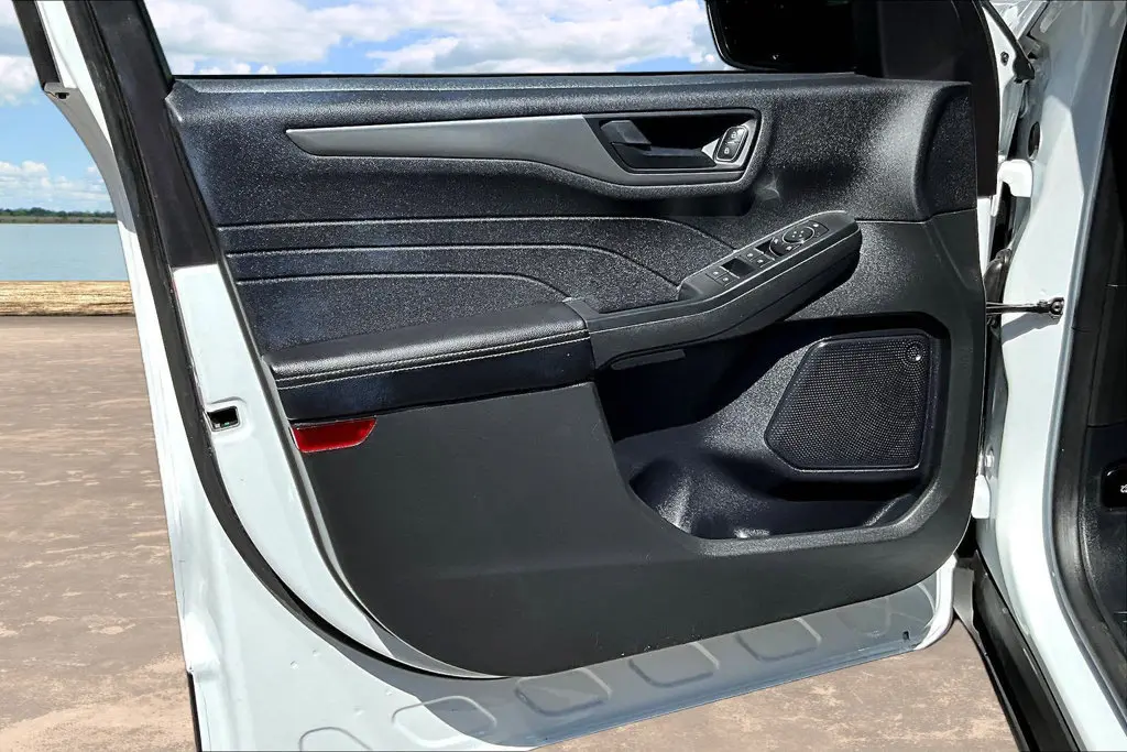 2023 Ford Escape - $19,998