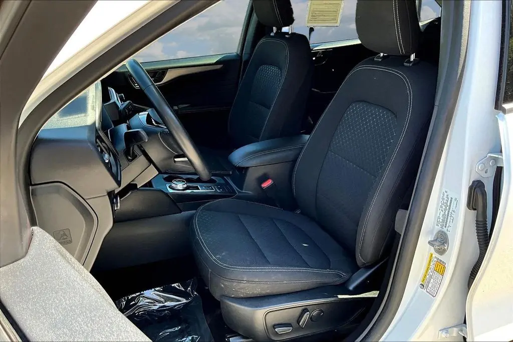 2023 Ford Escape - $19,998