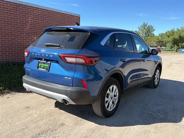 2023 Ford Escape - $23,490