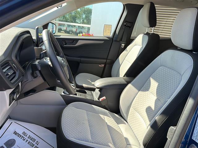 2023 Ford Escape - $23,490
