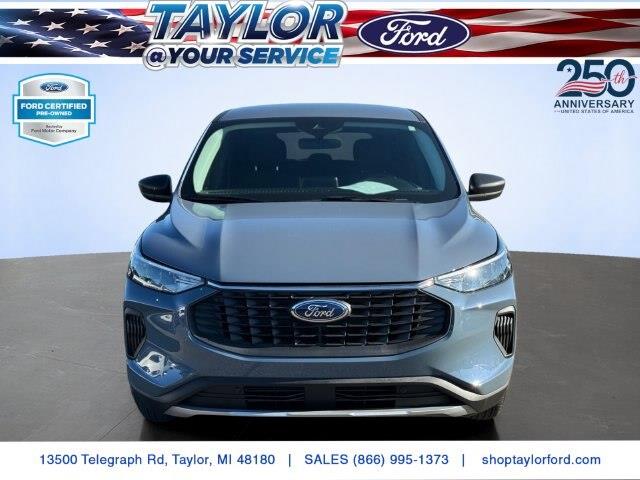 2023 Ford Escape Active — photo 1 of 12
