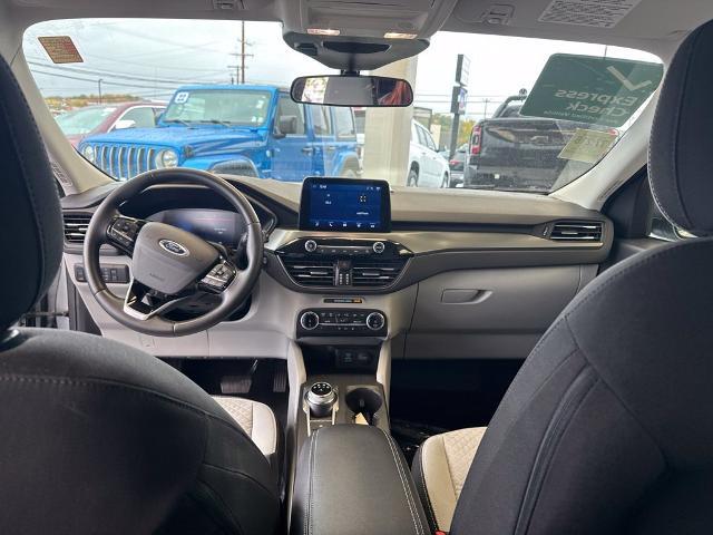 2023 Ford Escape - $23,366
