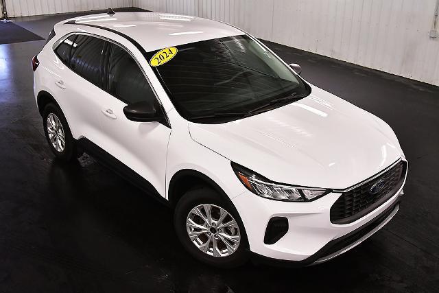2024 Ford Escape - $23,995