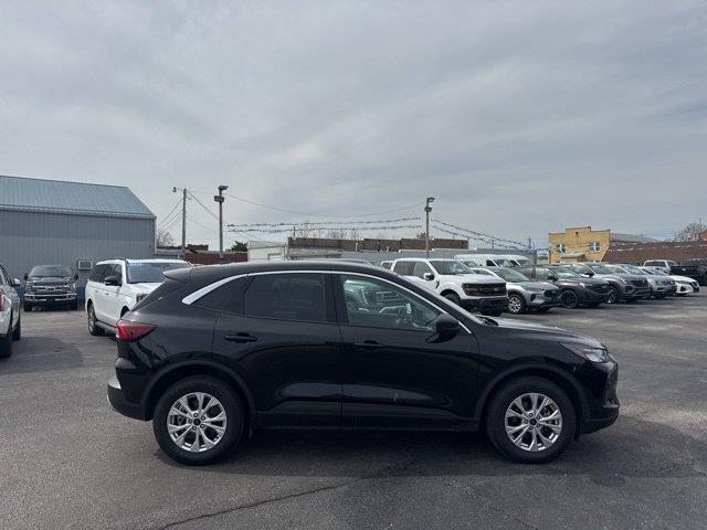 2024 Ford Escape - $19,599