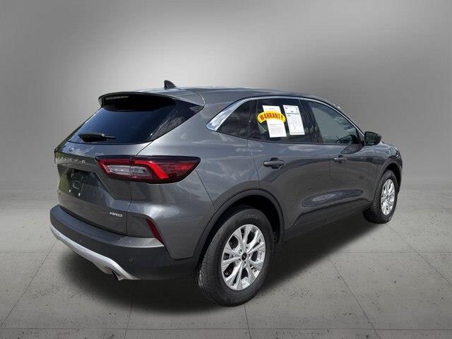 2024 Ford Escape - $26,800