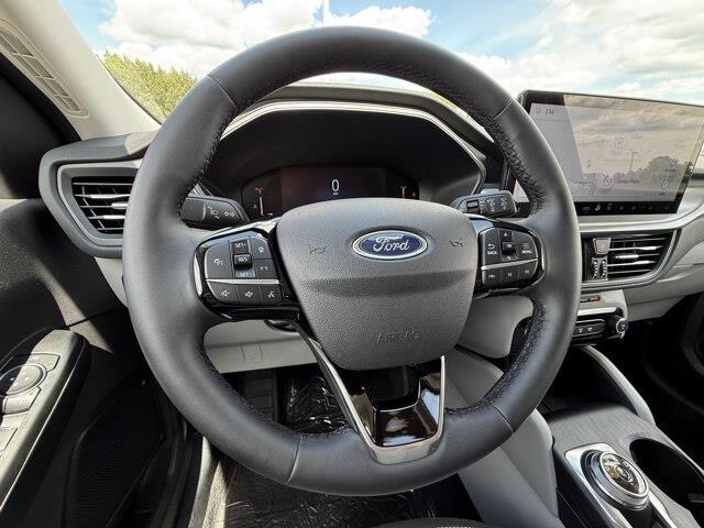 2024 Ford Escape - $26,800
