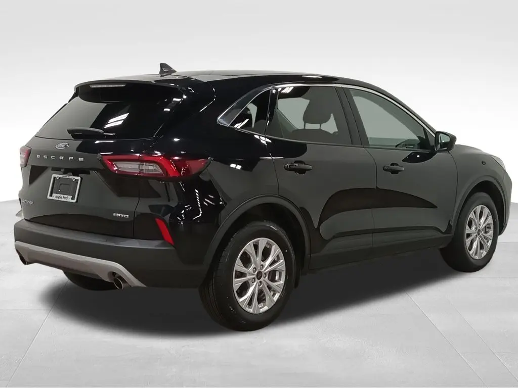 2024 Ford Escape - $19,297