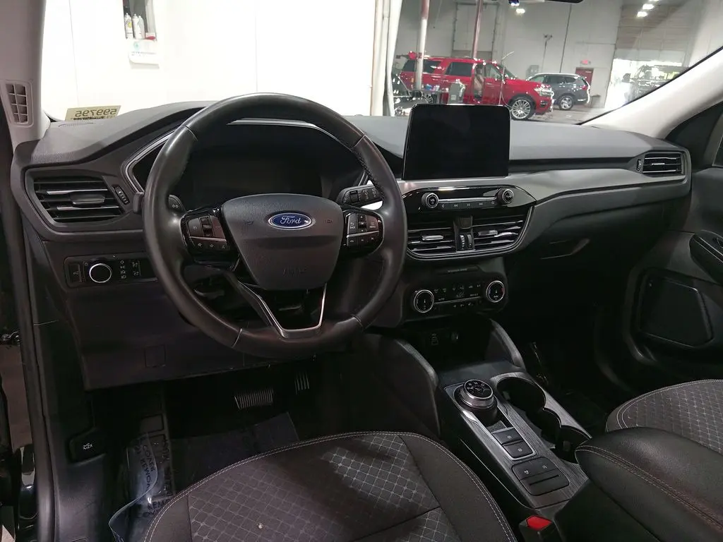 2024 Ford Escape - $19,297