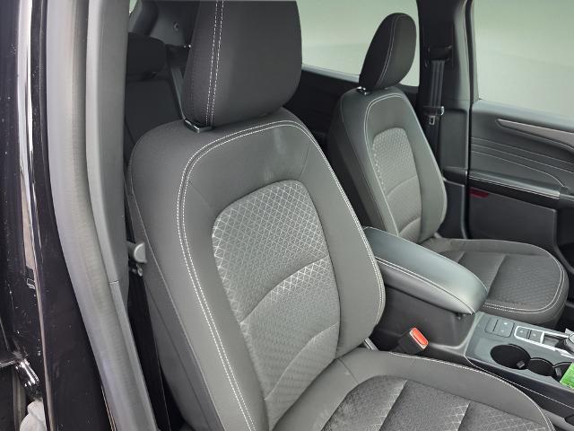 2024 Ford Escape - $21,995
