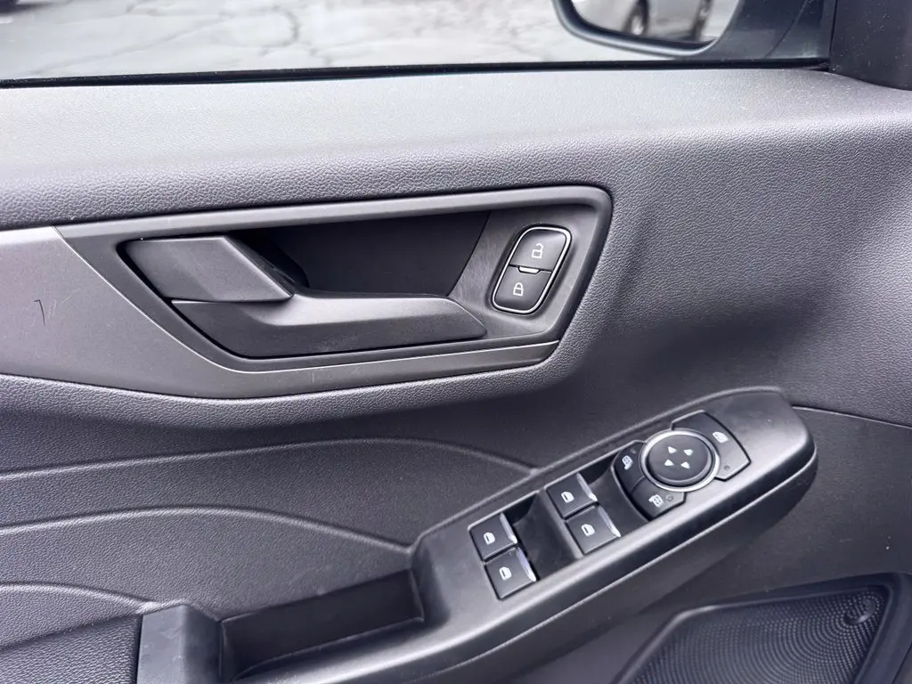 2024 Ford Escape - $23,000