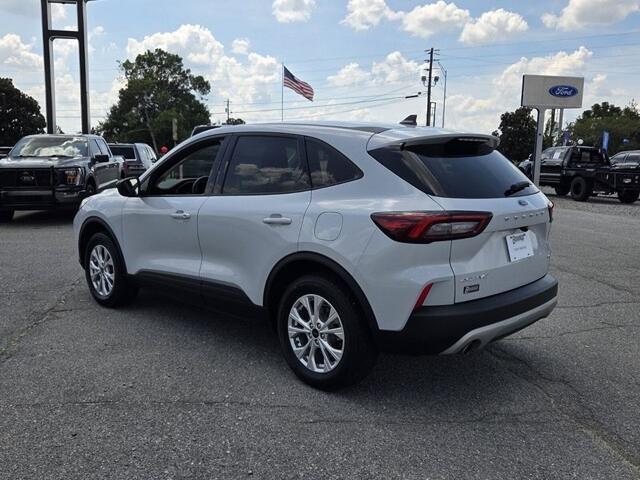 2025 Ford Escape - $20,828