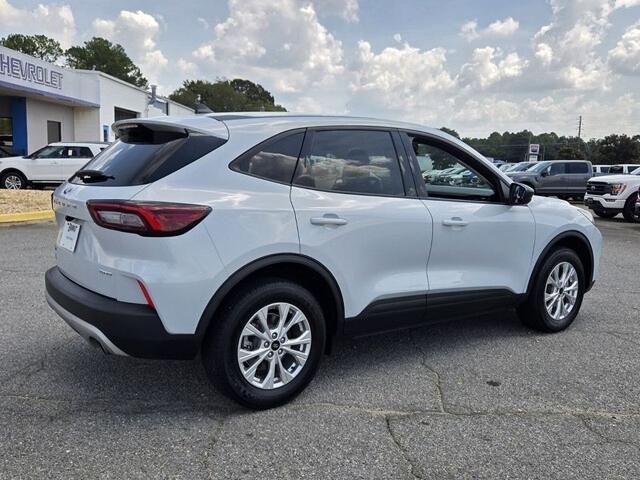 2025 Ford Escape - $20,828