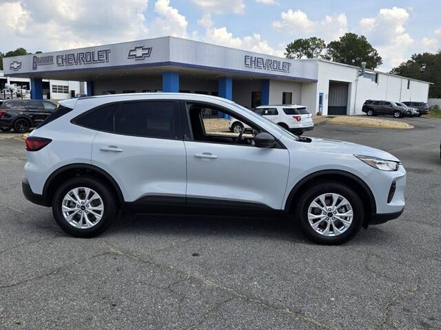 2025 Ford Escape - $20,828